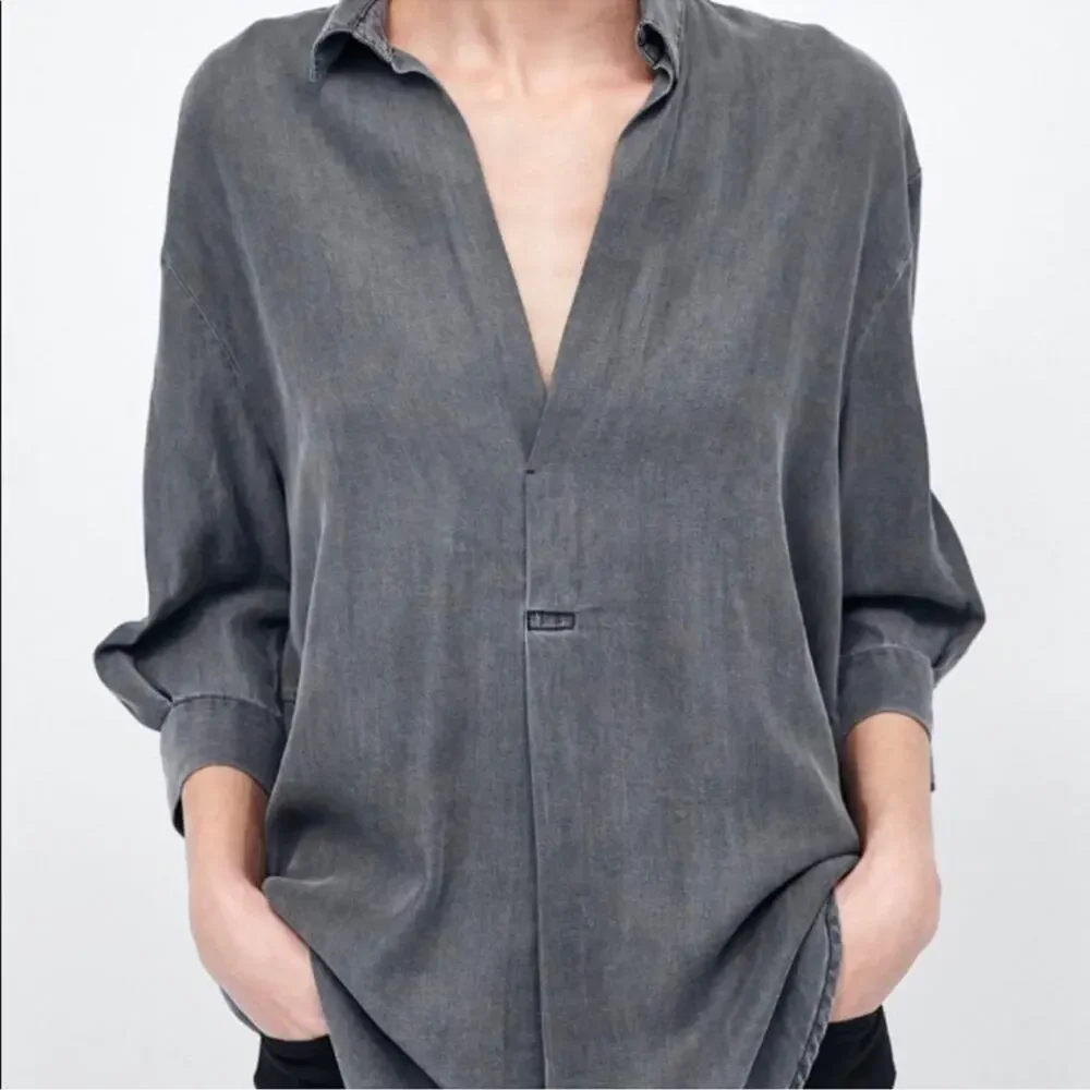 Zara Washed Charcoal Gray V-Neck Button-Tab Blouse - Picture 2 of 13